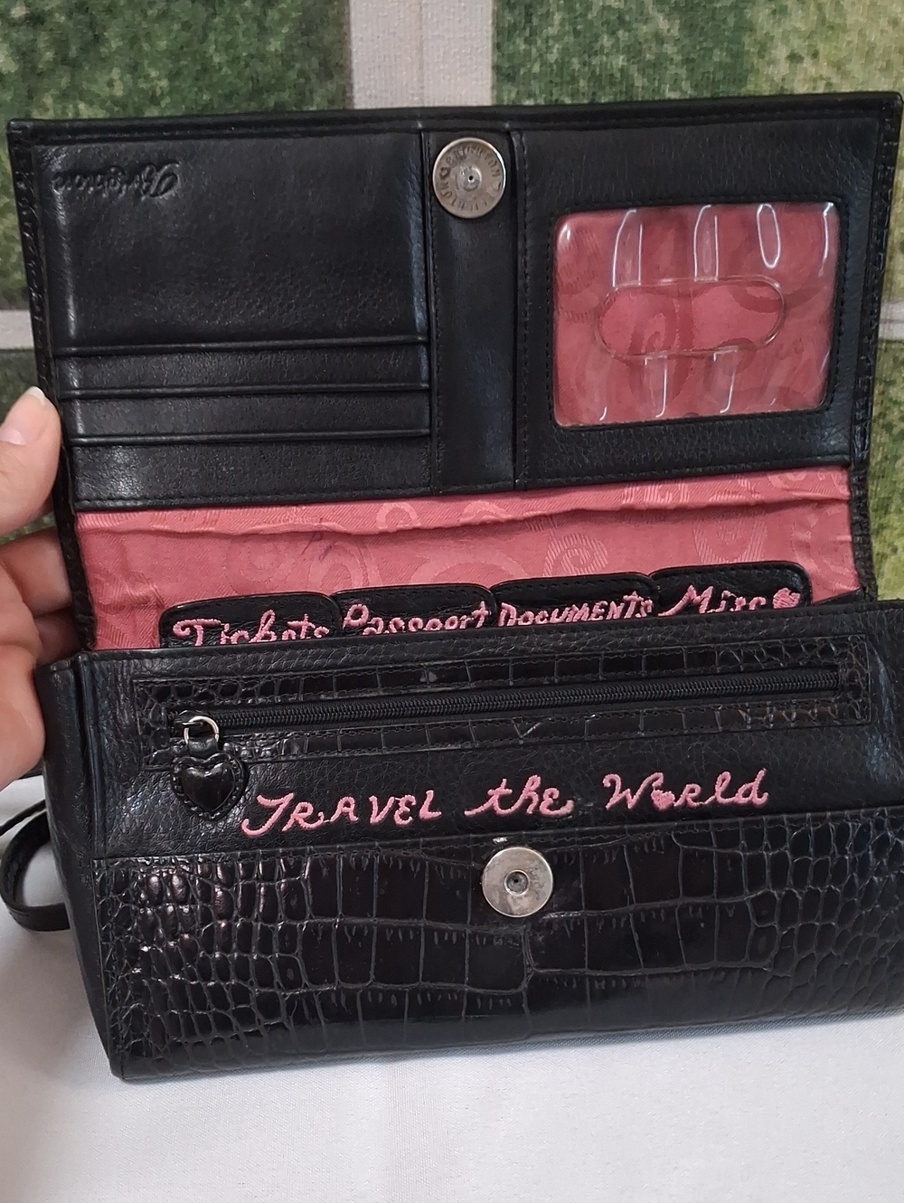 ​Brighton Jetsetter Croc Leather Travel Passport Crossbody Wallet Rare ✈️